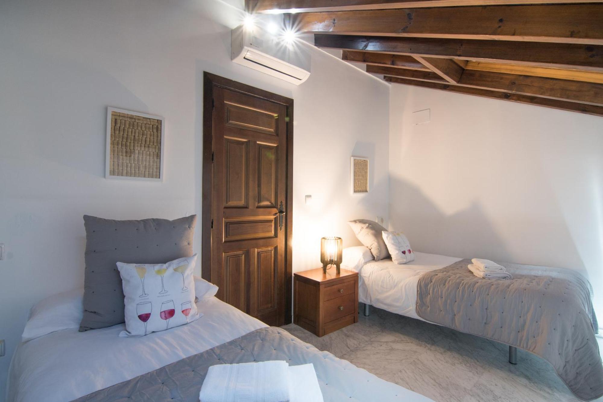 Tuguest Atico Gracia Appartement Granada Buitenkant foto